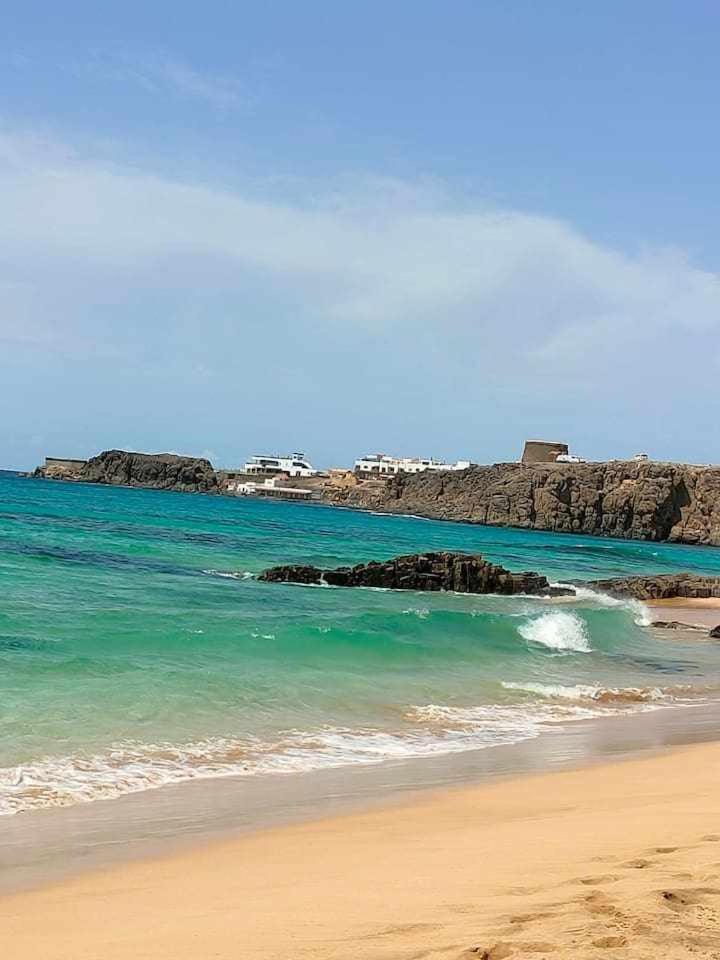 Ocean Sunset Bristol Appartement Corralejo Buitenkant foto